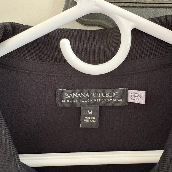 Banana Republic Mens Luxury Touch Performance Polo | Black | Size Medium - Picture 3 of 3